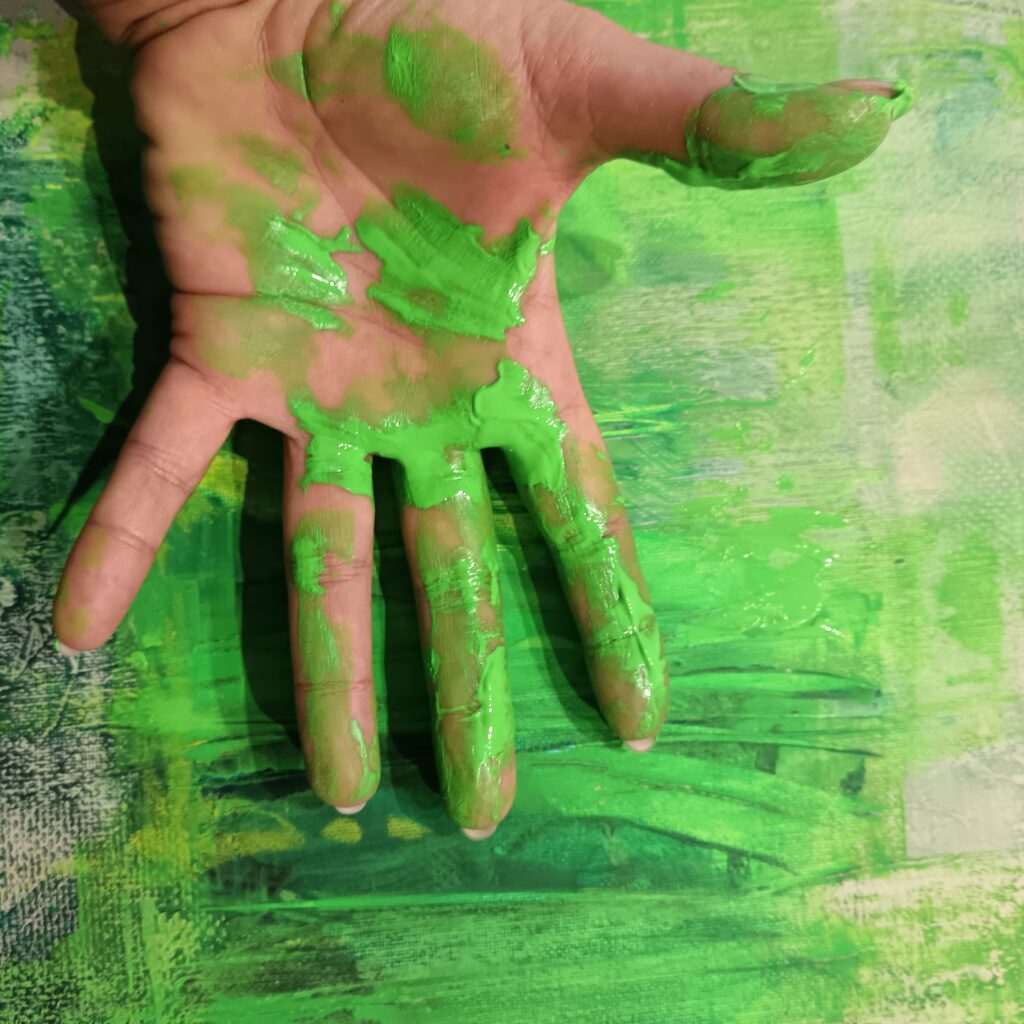 mani colore martina michelin artista 1